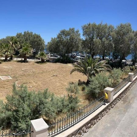 Beach Apartment Edem First Floor Perivolos  Exterior photo