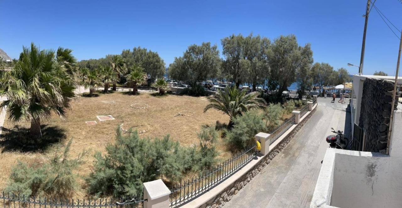 Beach Apartment Edem First Floor Perivolos  Exterior photo